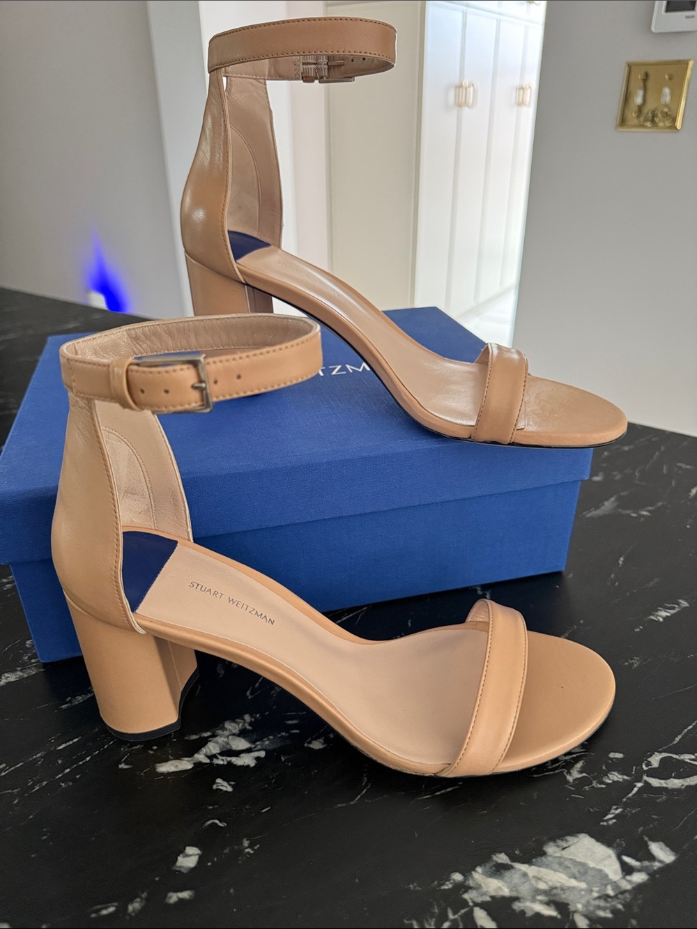 Stuart Weitzman NIB Bambina Heels Nappa Leather Buff color size 9.5 never worn